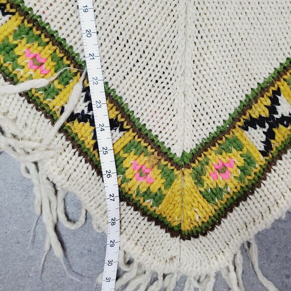 VTG Flamingo Womens Knit Poncho Aztec Fringe Sweater BOHO Indie Cape Free Size - Picture 6 of 8